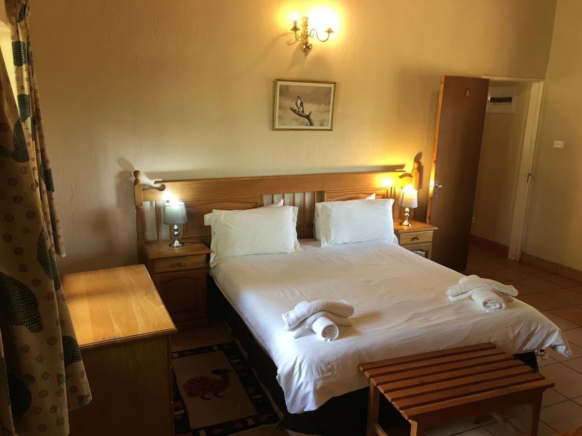 Dragon Peaks Mountain Resort Champagne Valley Екстер'єр фото