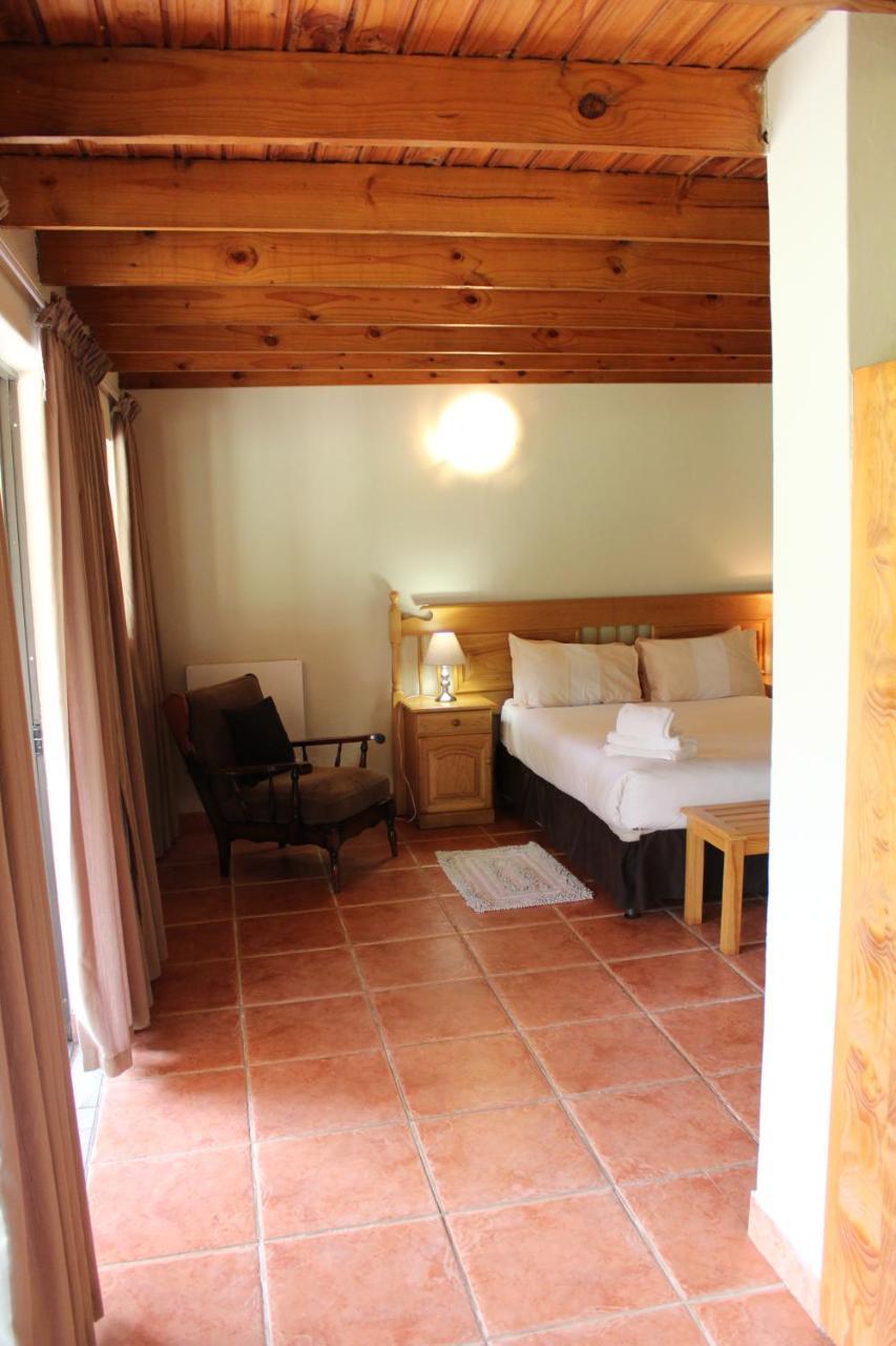 Dragon Peaks Mountain Resort Champagne Valley Екстер'єр фото
